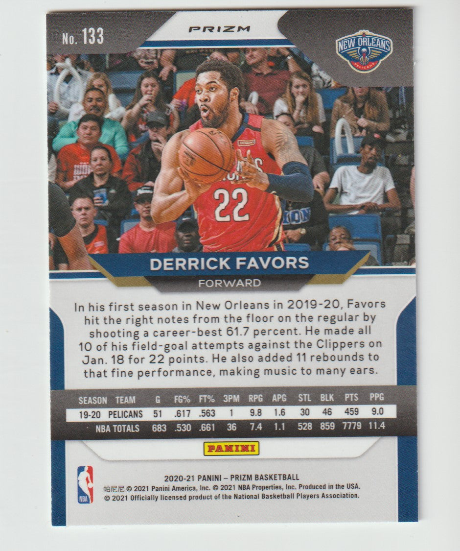 133 Derrick Favors - New Orleans Pelicans Silver Prizm