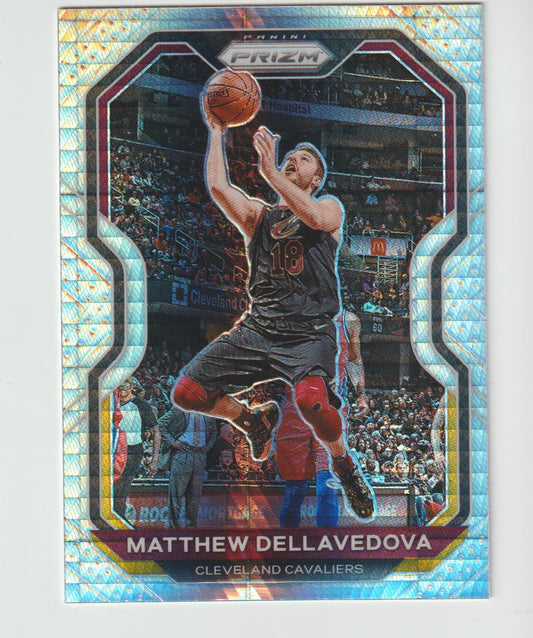 057 Matthew Dellavedova - Cleveland Cavaliers Silver Prizm